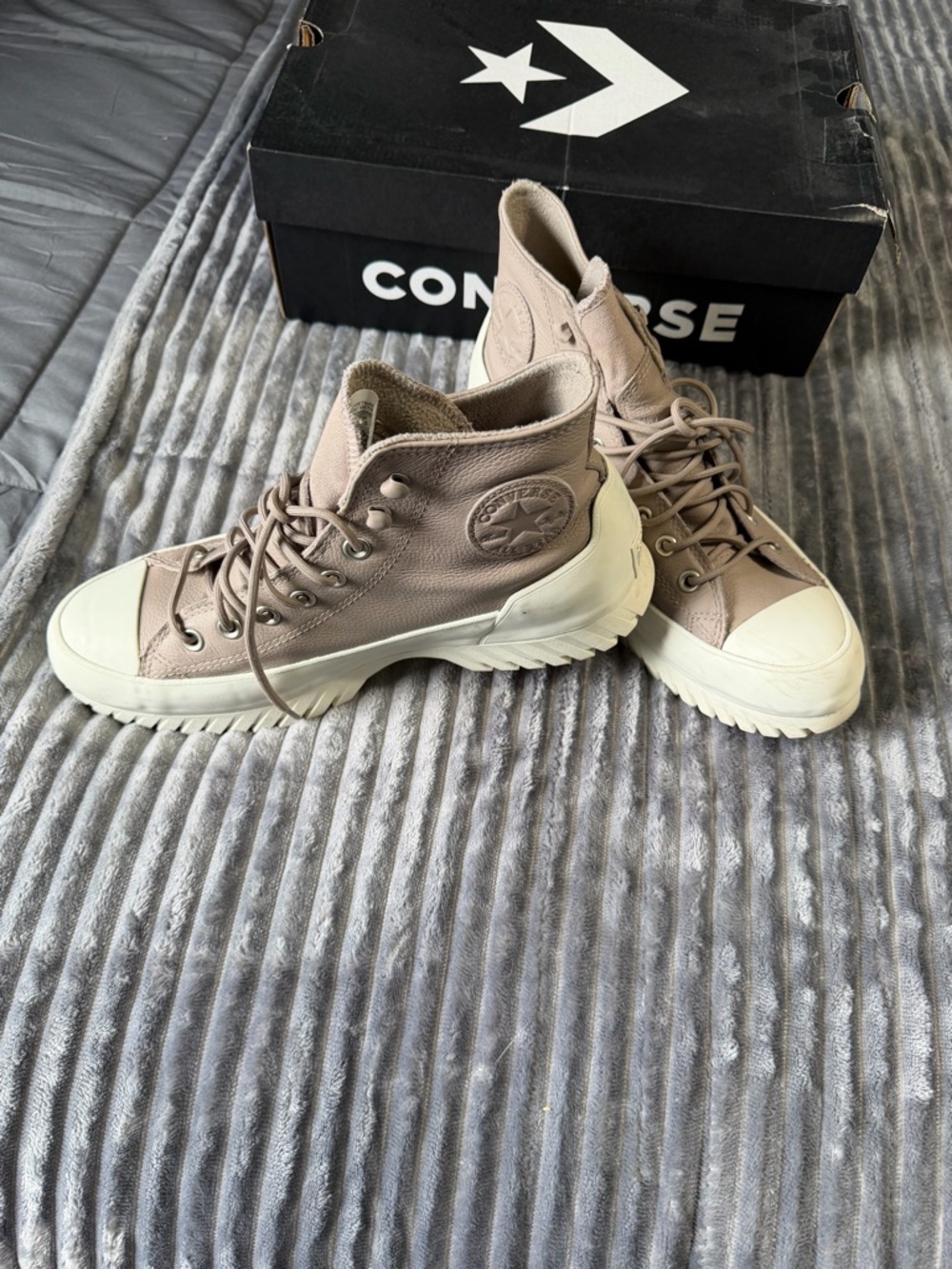 Converse Run Star Hike High Top Sneakers - Taupe & Off-White